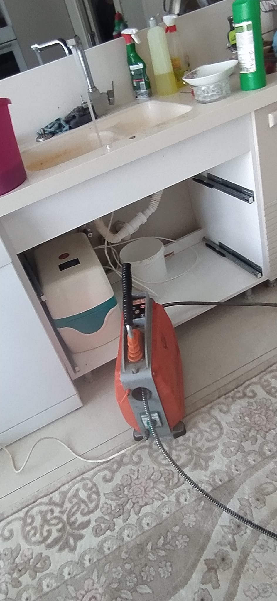 Çekmeköy lavabo tıkanık açma gider açma